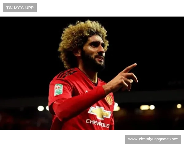 费莱尼加盟曼联，从默默无闻到英超巨星