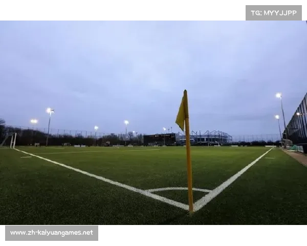 重新定义青春足球梦—揭秘曼联U18的未来之星